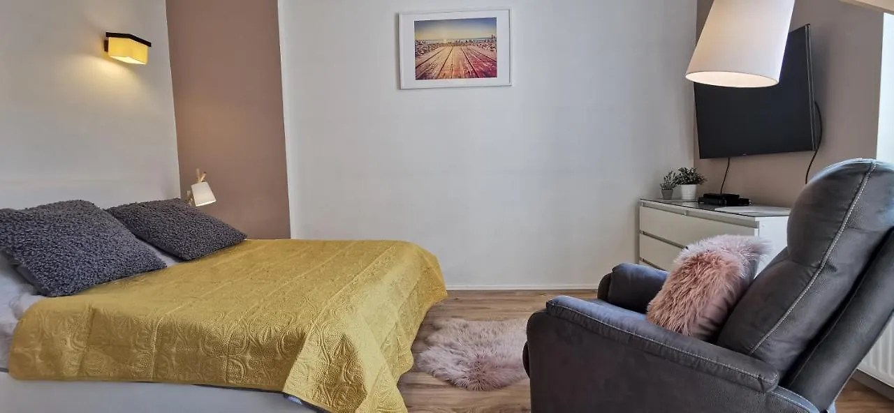 Monte Lu Apartment, Beach & Pier 700M Sopot 0*,  Poland